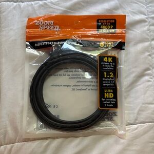 Zoom Speed DisplayPort Cable